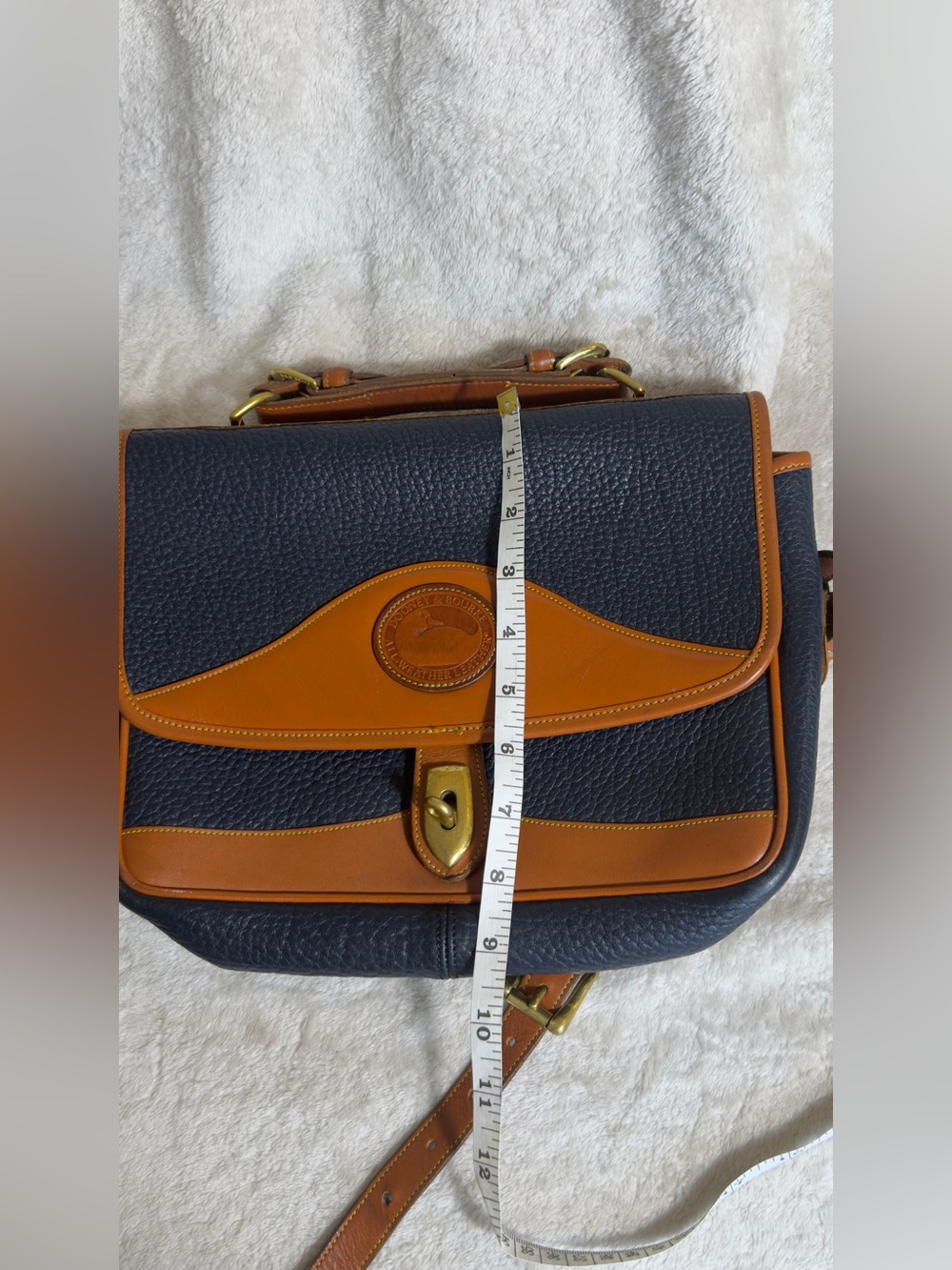 Vintage Dooney & Bourke AWL Cavalry Crossbody Shoulder Satchel Bag Navy Tan USA - Picture 9 of 16